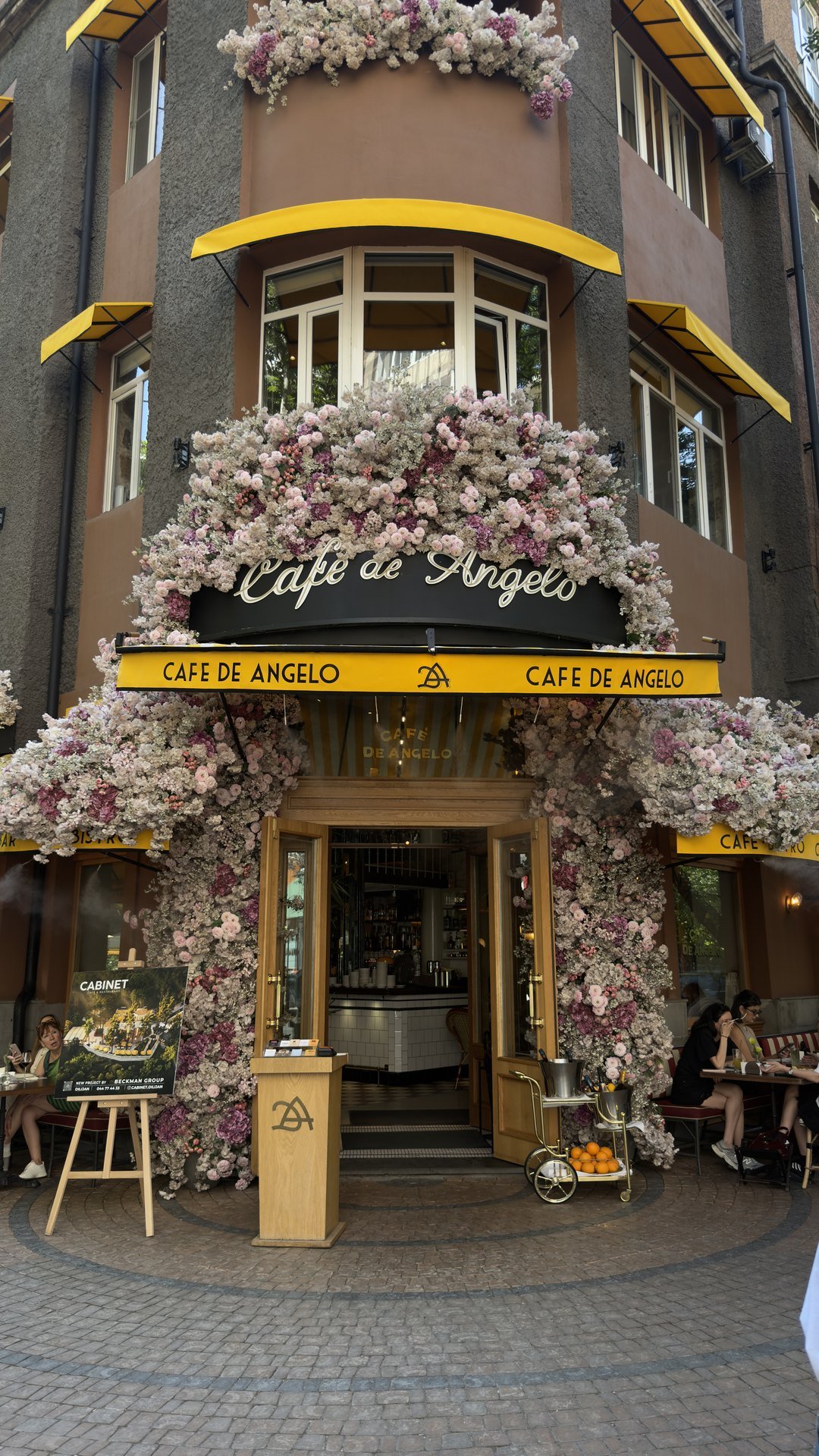 Cafe De Angelo